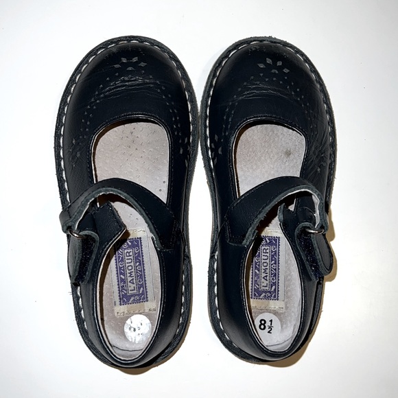 Lamour girls size 8 1/2 toddler Navy Shoes - Picture 6 of 6